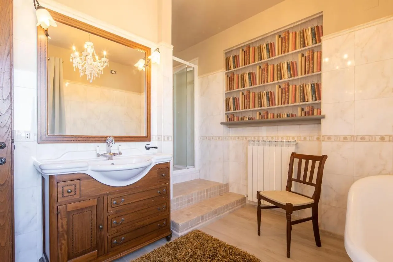 Casa Romano By Vacavilla Cortona 0*,  Italy